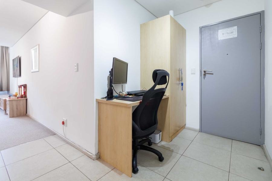2 Bedroom Property for Sale in Cape Town City Centre Western Cape